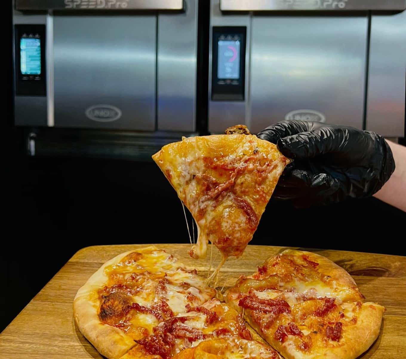 commercial speed pizza oven for quick-service-restaurants